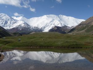 Pik Lenin 7134m, vom Basislager auf 3500m